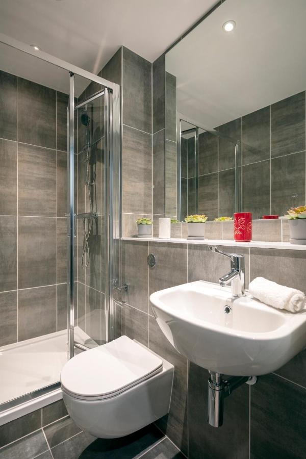 Coleman Court Summer Accommodation Корк Екстериор снимка