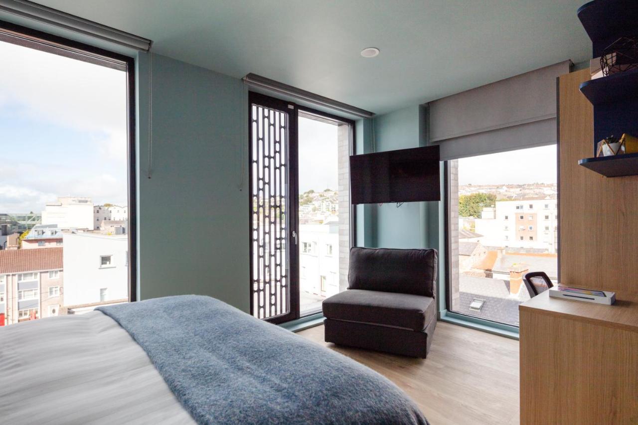 Coleman Court Summer Accommodation Корк Екстериор снимка