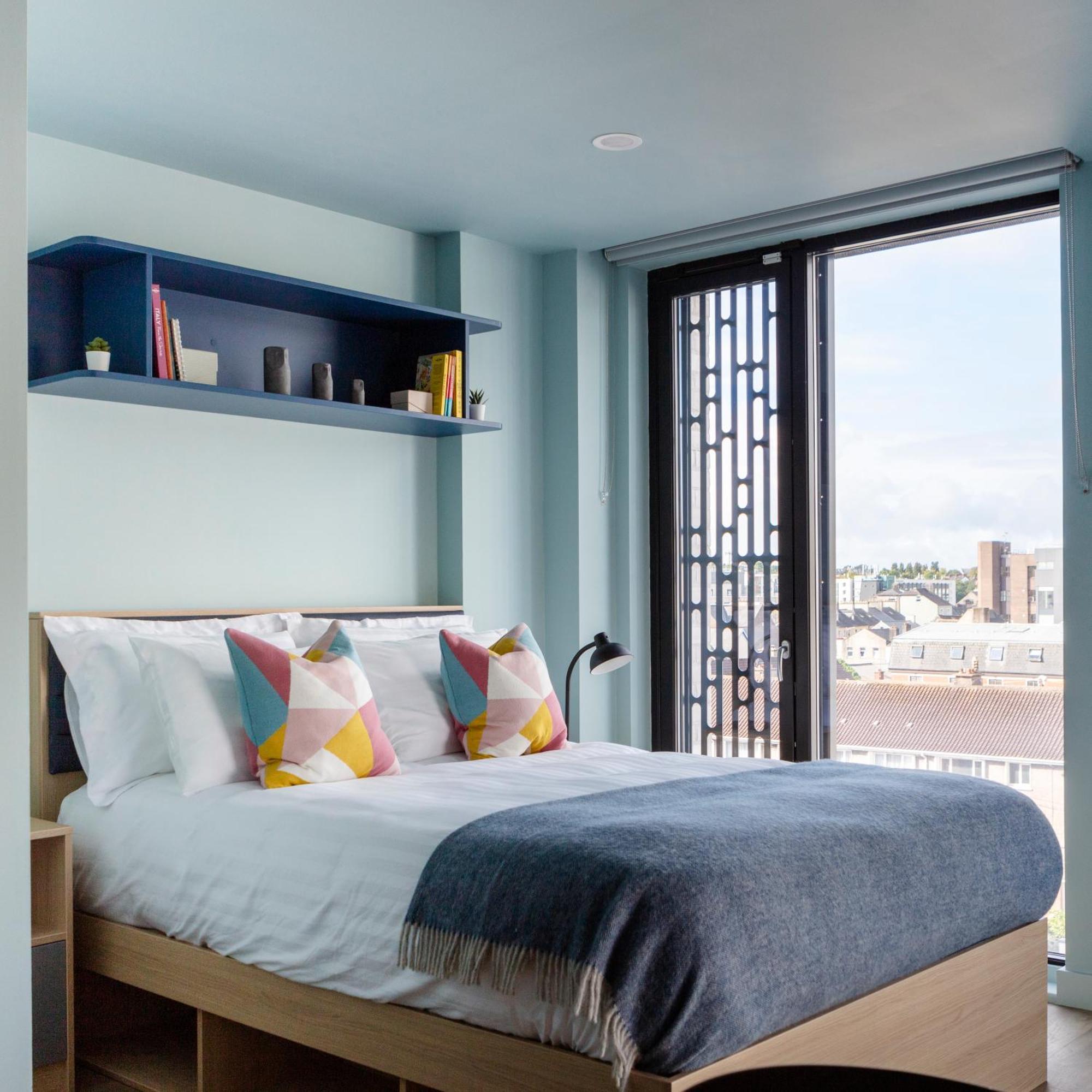 Coleman Court Summer Accommodation Корк Екстериор снимка